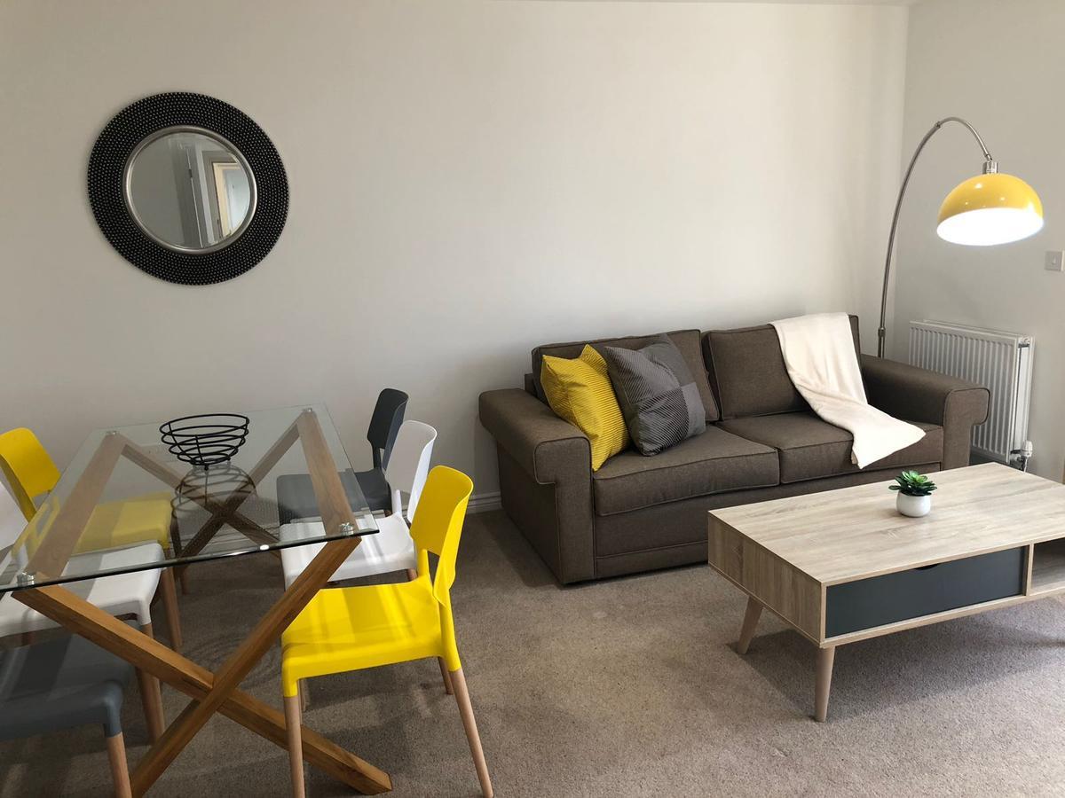 Hertford Serviced Apartments Ware Exteriör bild