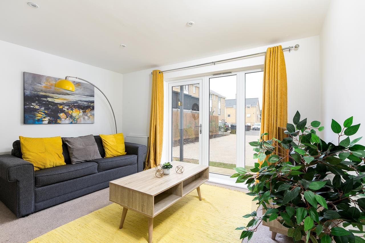 Hertford Serviced Apartments Ware Exteriör bild