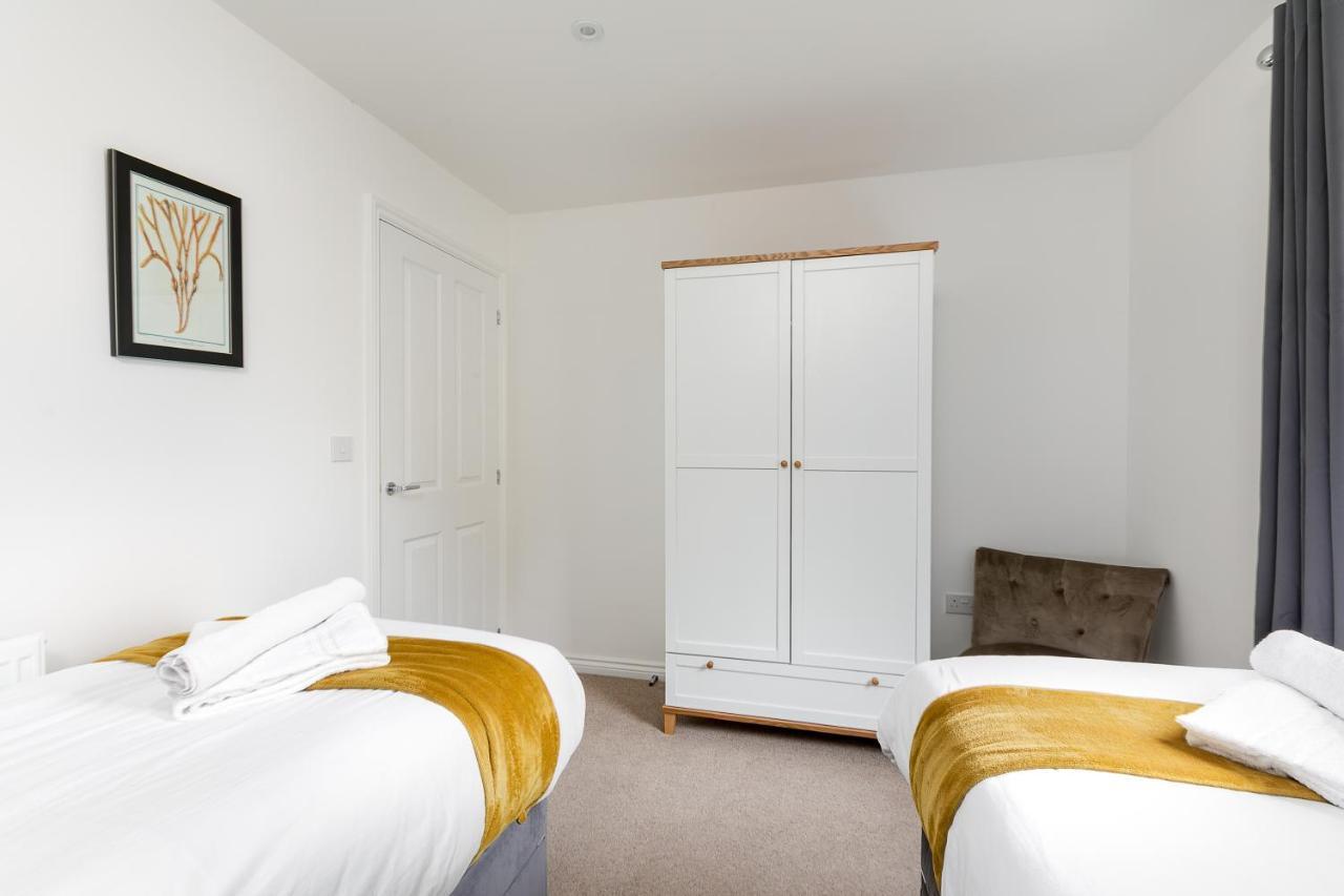 Hertford Serviced Apartments Ware Exteriör bild