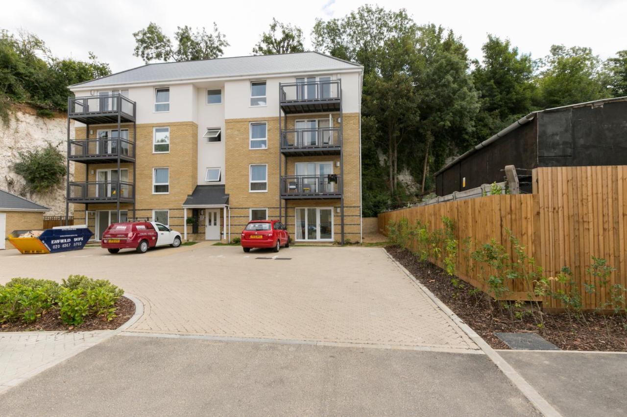 Hertford Serviced Apartments Ware Exteriör bild