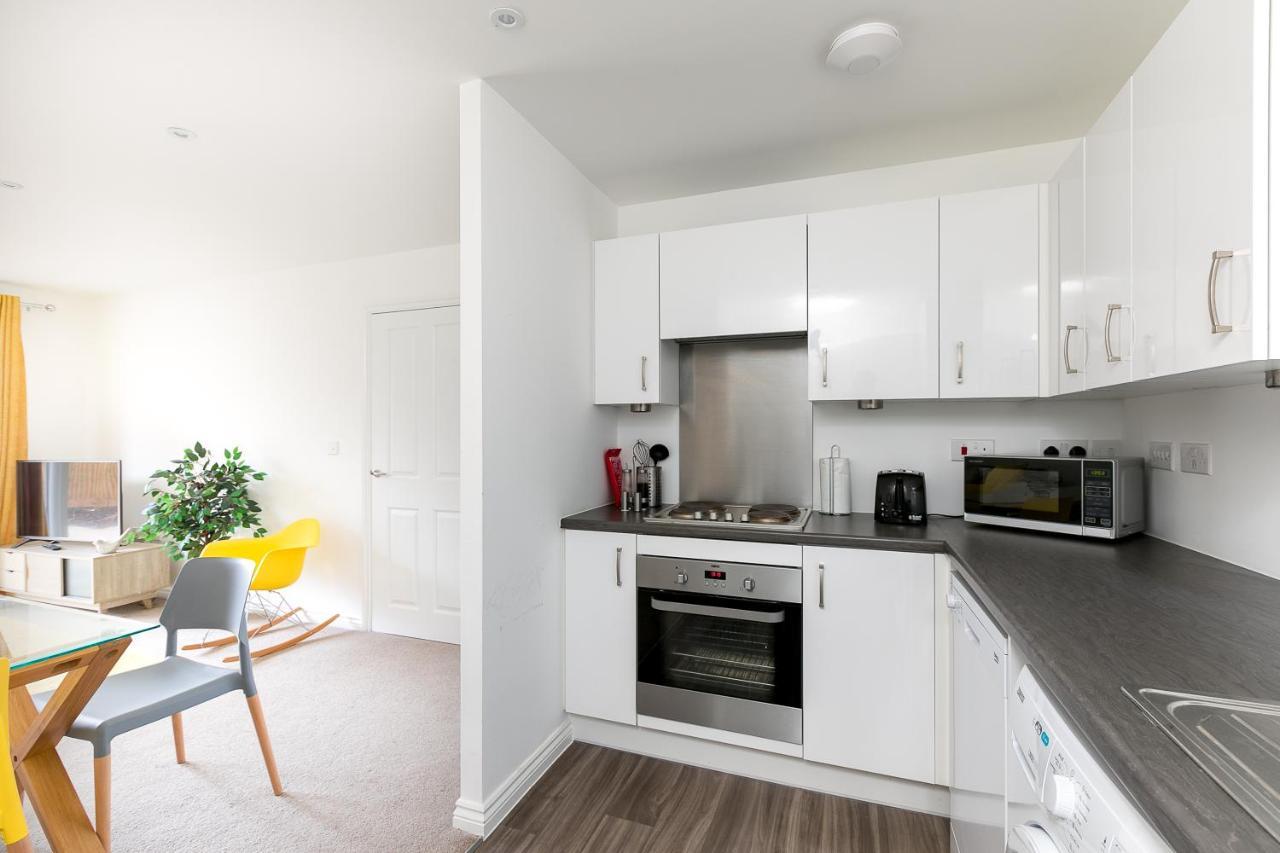 Hertford Serviced Apartments Ware Exteriör bild